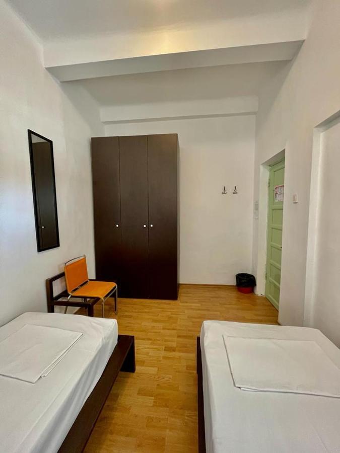 Hostel Cazino Nord Rooms 马马亚 外观 照片