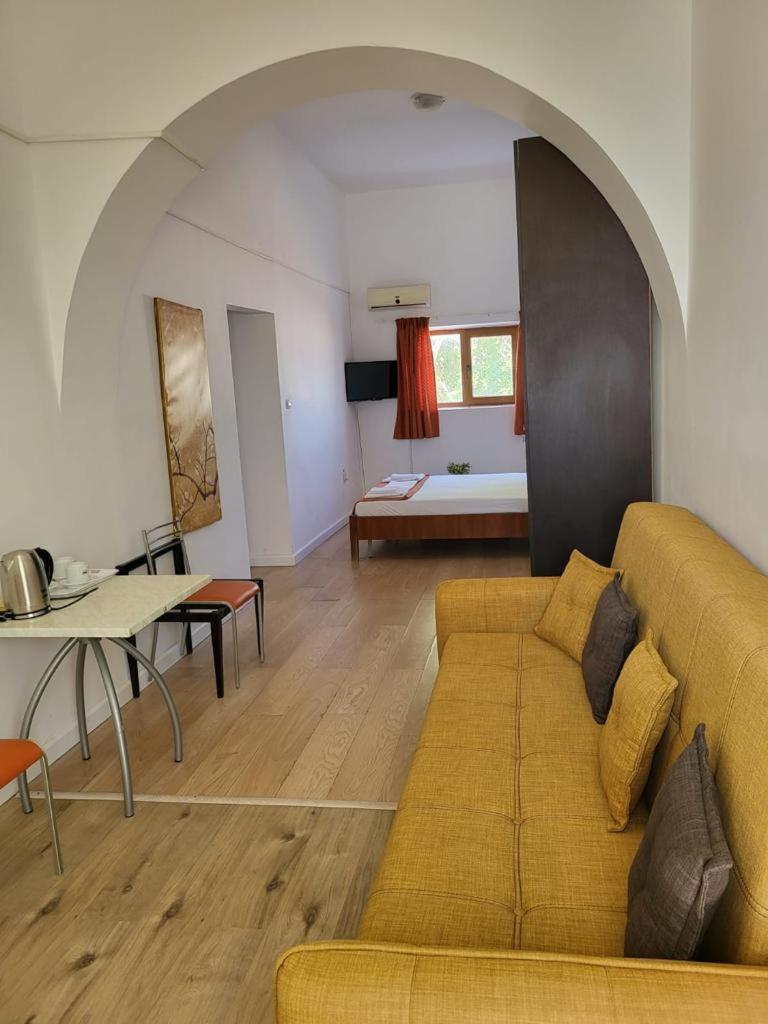 Hostel Cazino Nord Rooms 马马亚 外观 照片