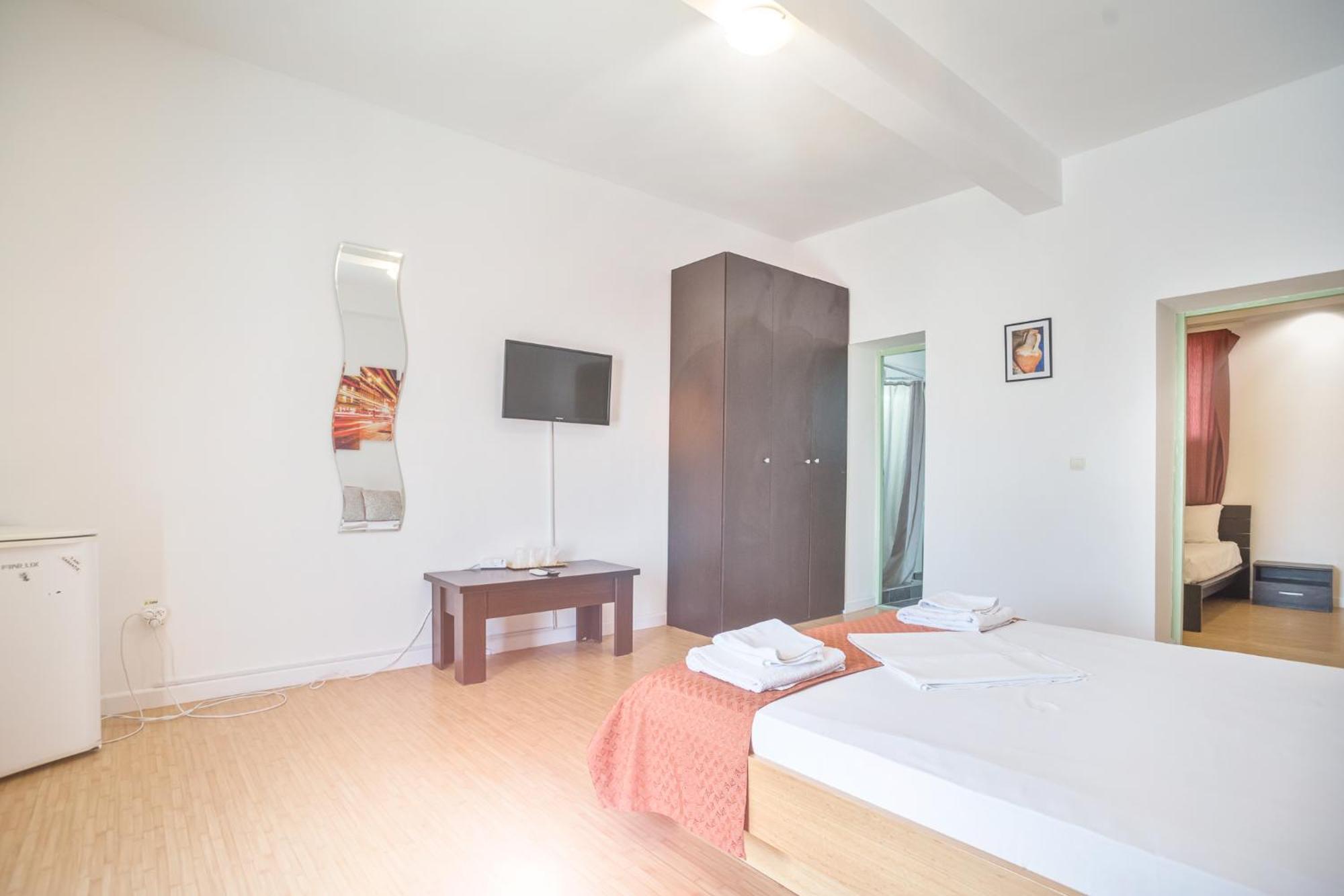 Hostel Cazino Nord Rooms 马马亚 外观 照片