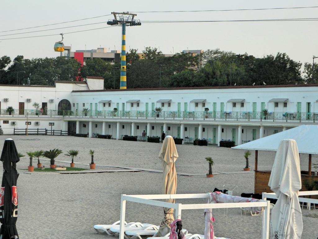 Hostel Cazino Nord Rooms 马马亚 外观 照片